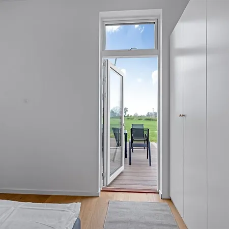 Milena - 1-5km From The Sea By Interhome